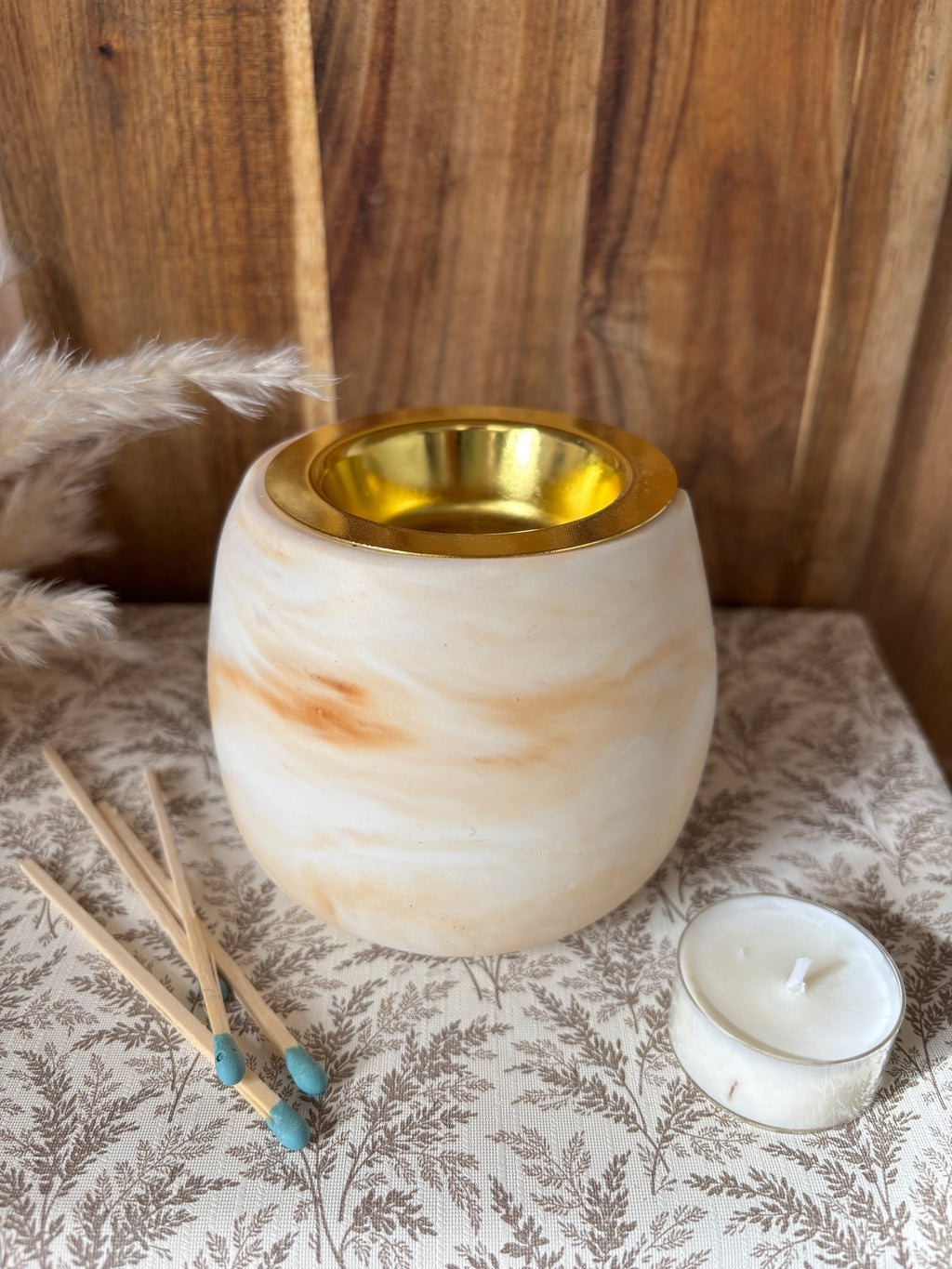Cement wax melt burner pot