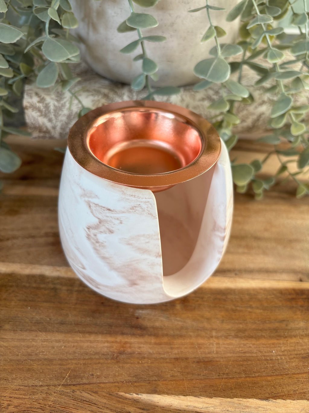 Cement wax melt burner pot