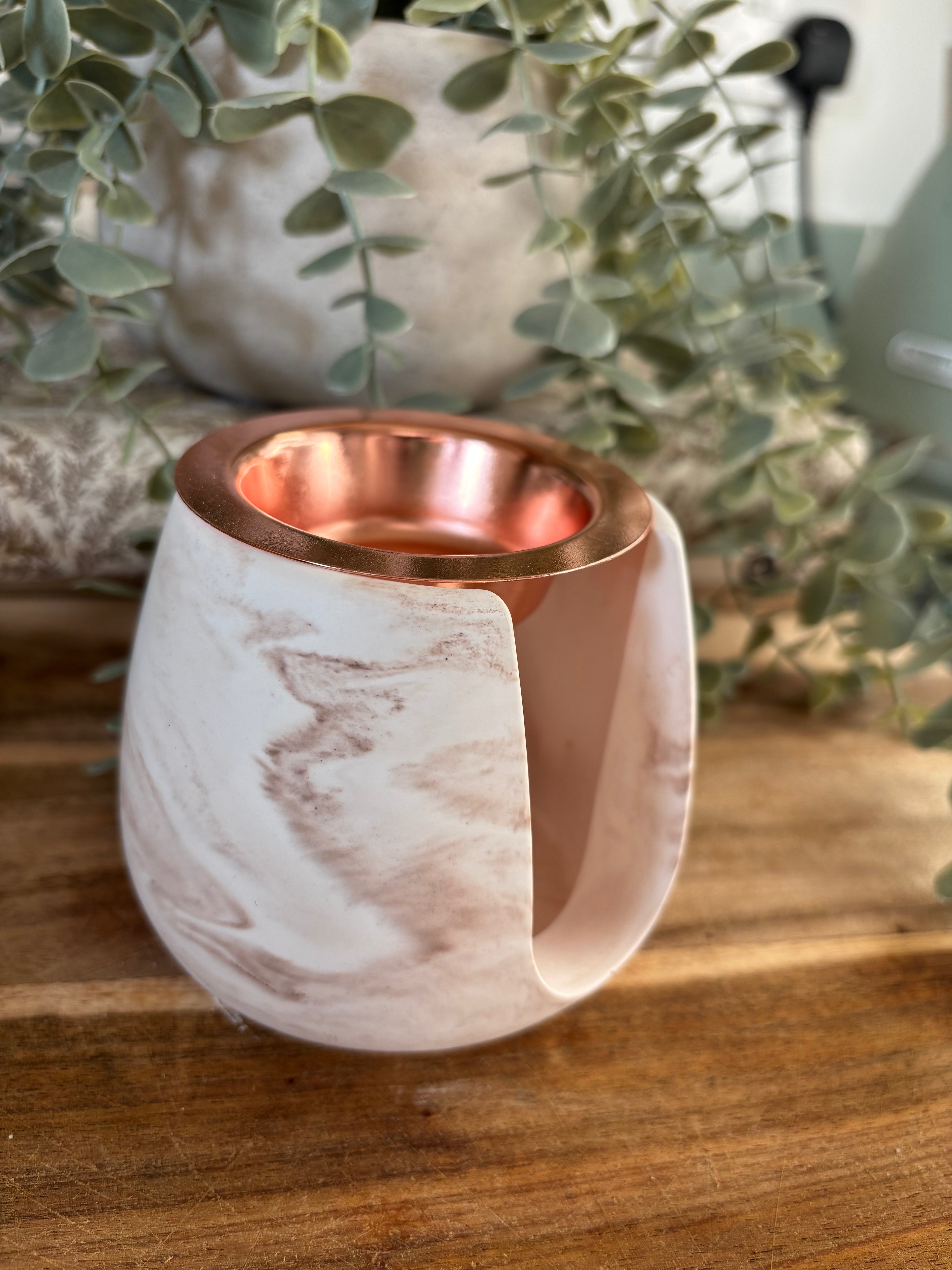 Cement wax melt burner pot