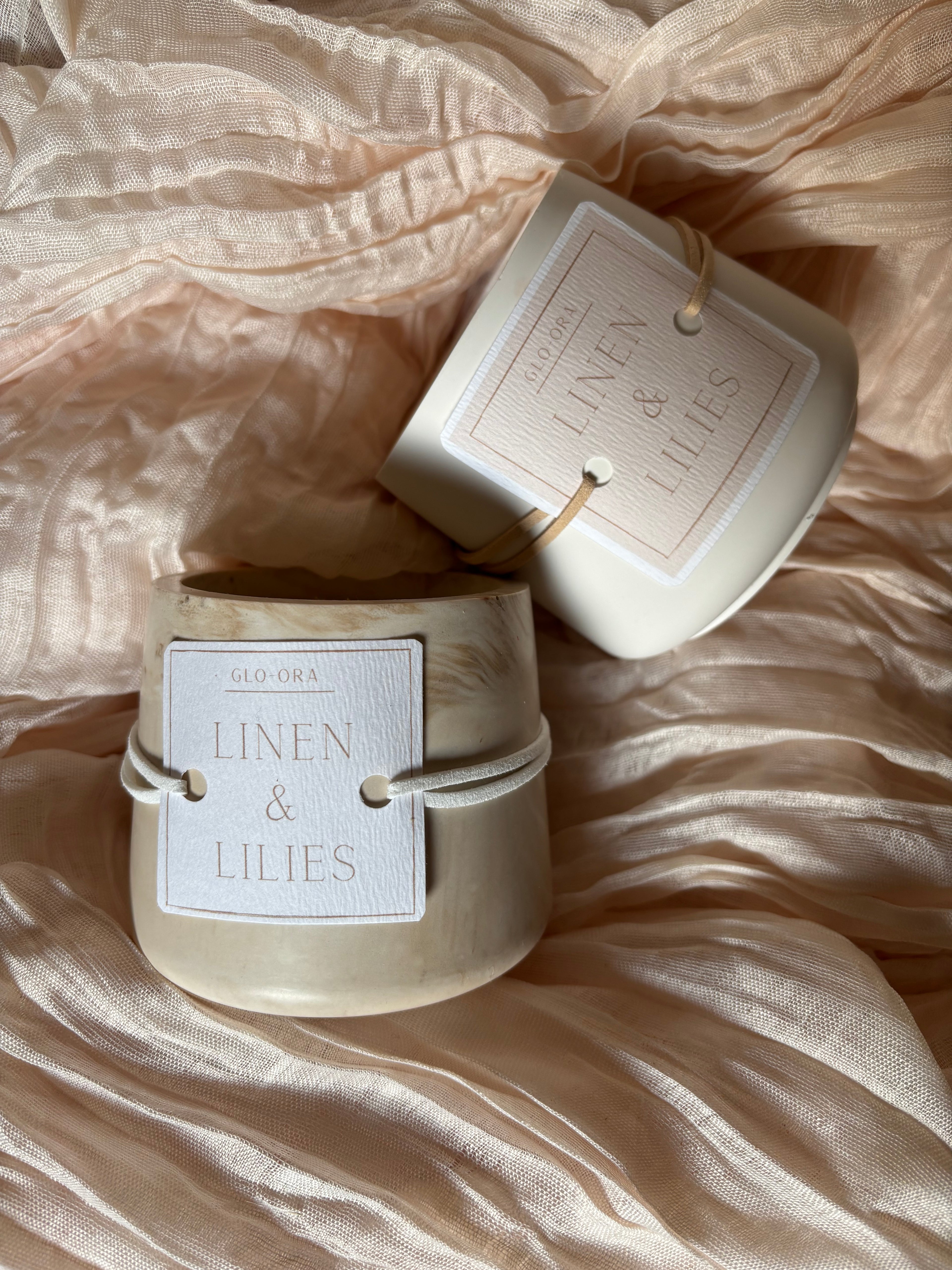 Linen & lilies